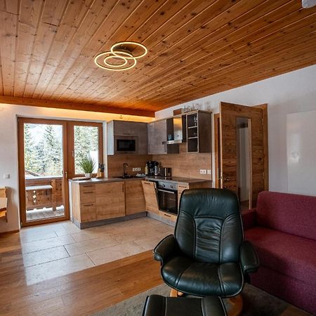 Schickster Sky Lodge ลอยทัช ภายนอก รูปภาพ