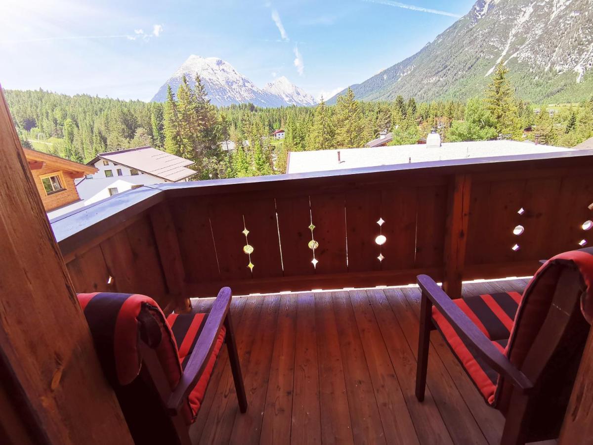 Schickster Sky Lodge ลอยทัช ภายนอก รูปภาพ