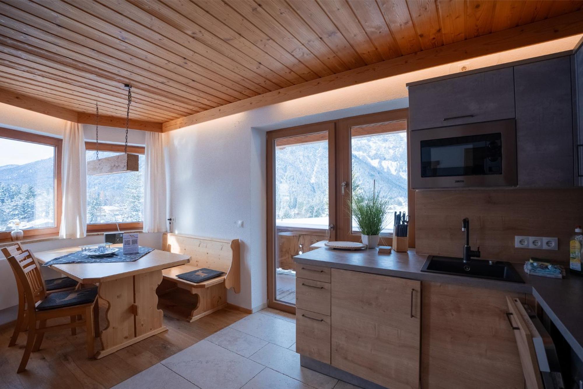 Schickster Sky Lodge ลอยทัช ภายนอก รูปภาพ