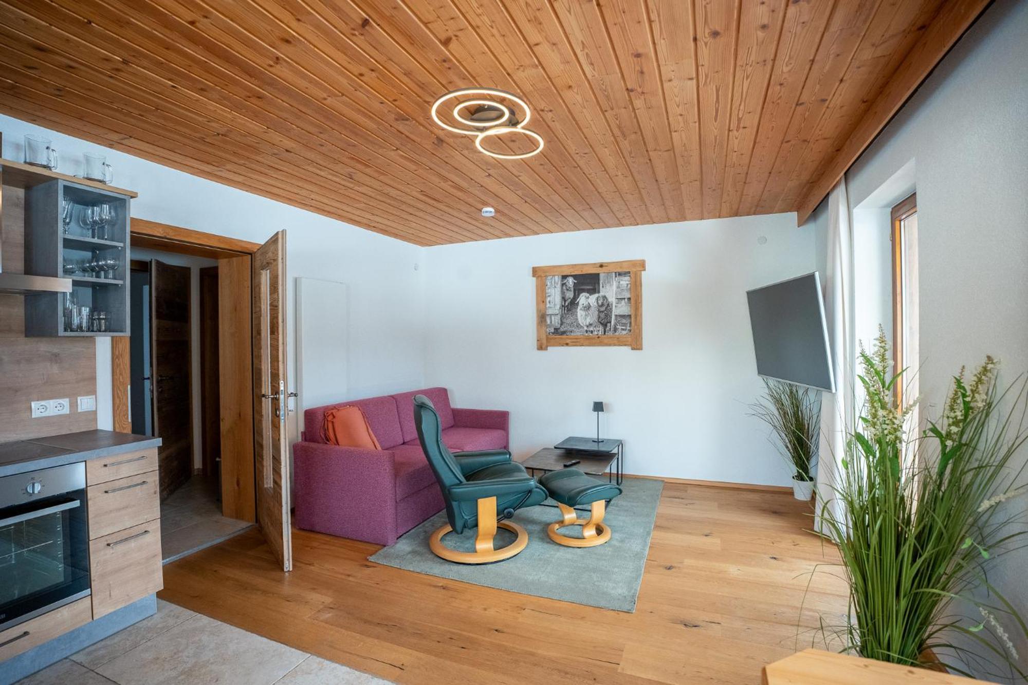 Schickster Sky Lodge ลอยทัช ภายนอก รูปภาพ