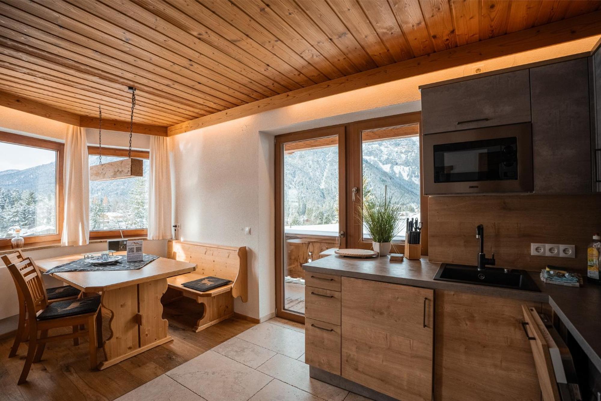 Schickster Sky Lodge ลอยทัช ภายนอก รูปภาพ